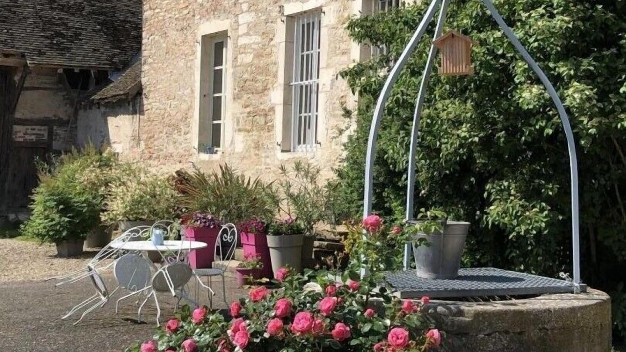 Photo of Outdoor in Lux