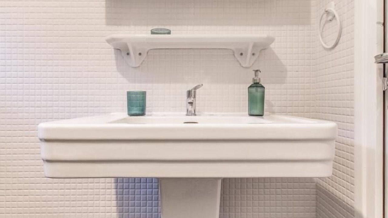 Photo of Bathroom in Tournus