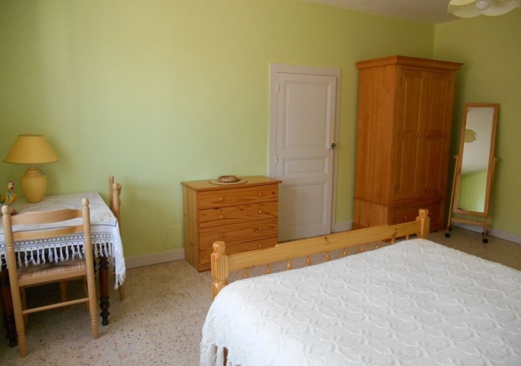 Photo of Bedroom in Vendenesse-les-Charolles
