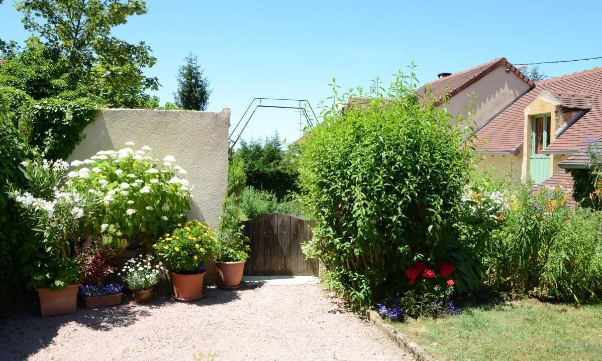 Photo of Outdoor in Charolles