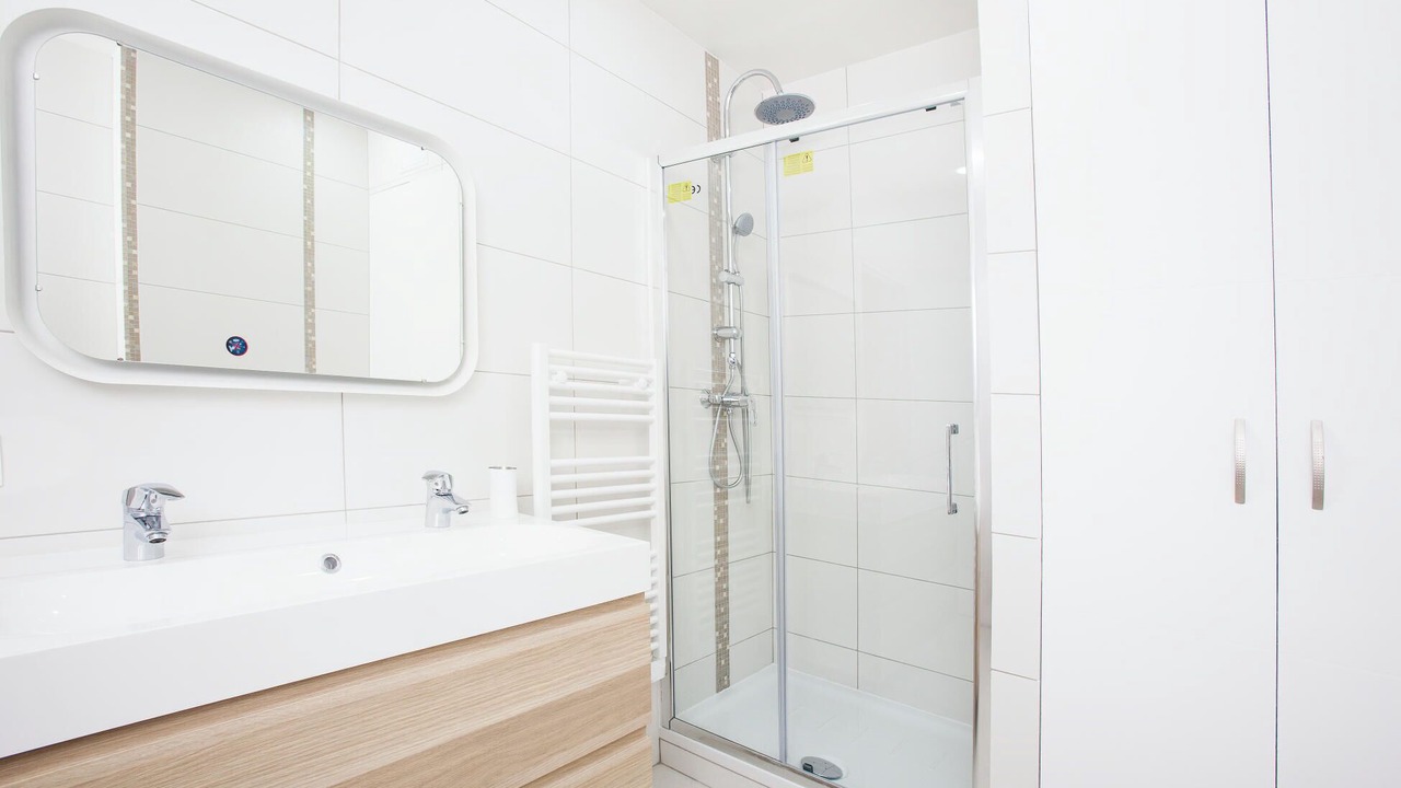 Photo of Bathroom in Villejuif