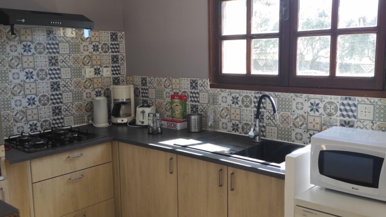 Photo of Kitchen in Saint-Pierre-de-Vassols