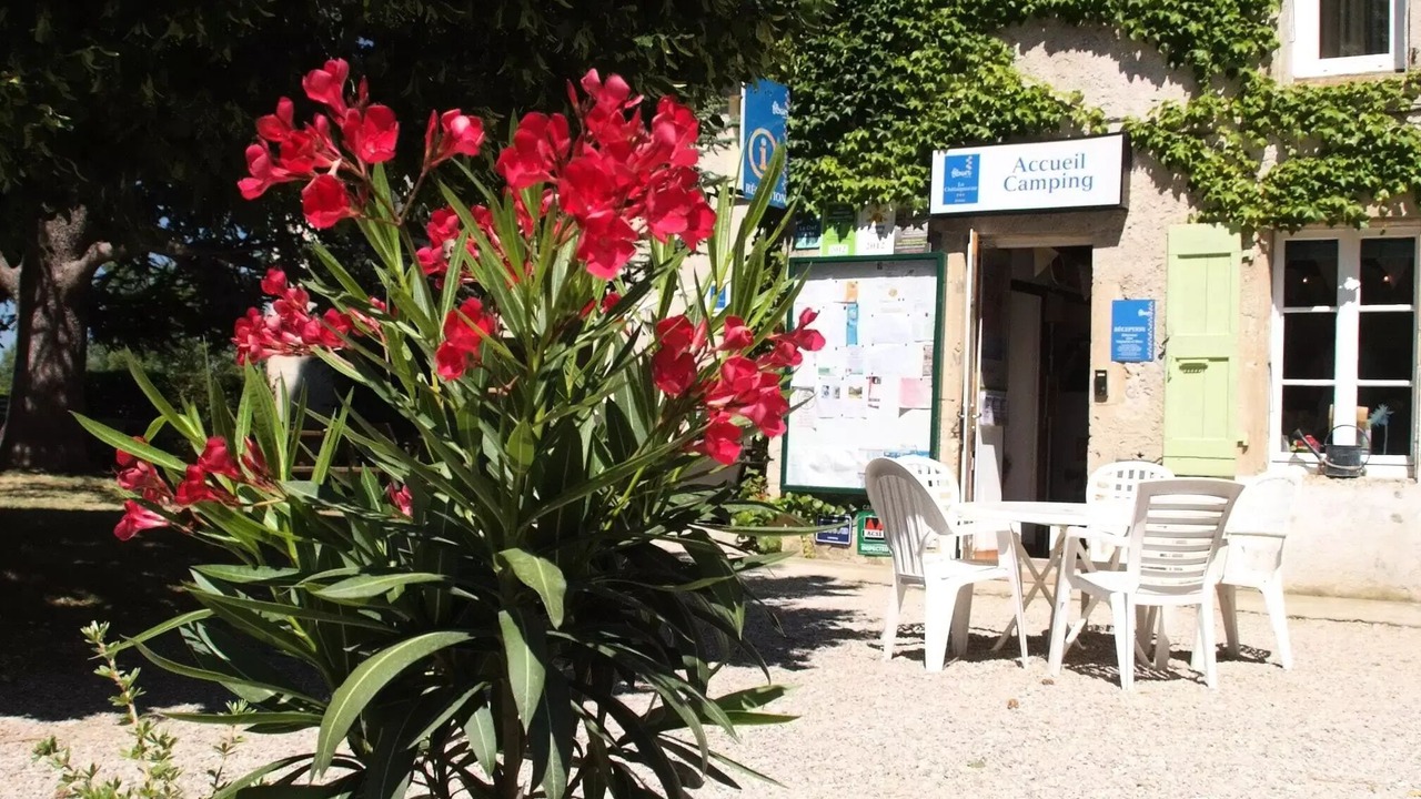 Photo of Outdoor in Mantaille