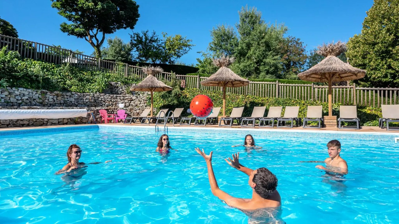 Photo of Outdoor in Mantaille