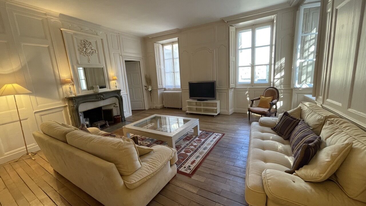 Photo of Livingroom in Besancon Old Town