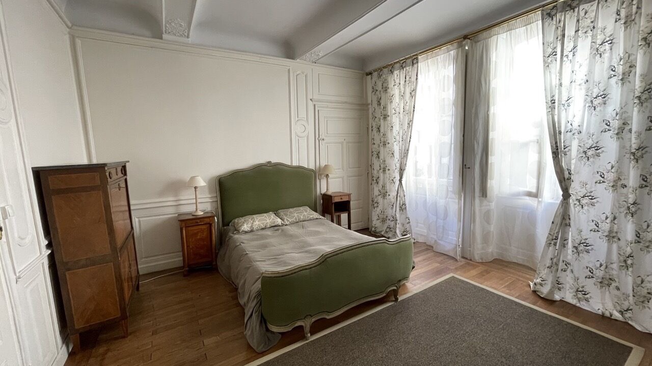 Photo of Bedroom in Besancon Old Town