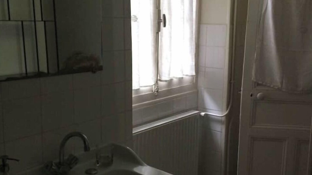 Photo of Bathroom in Bard-le-Regulier