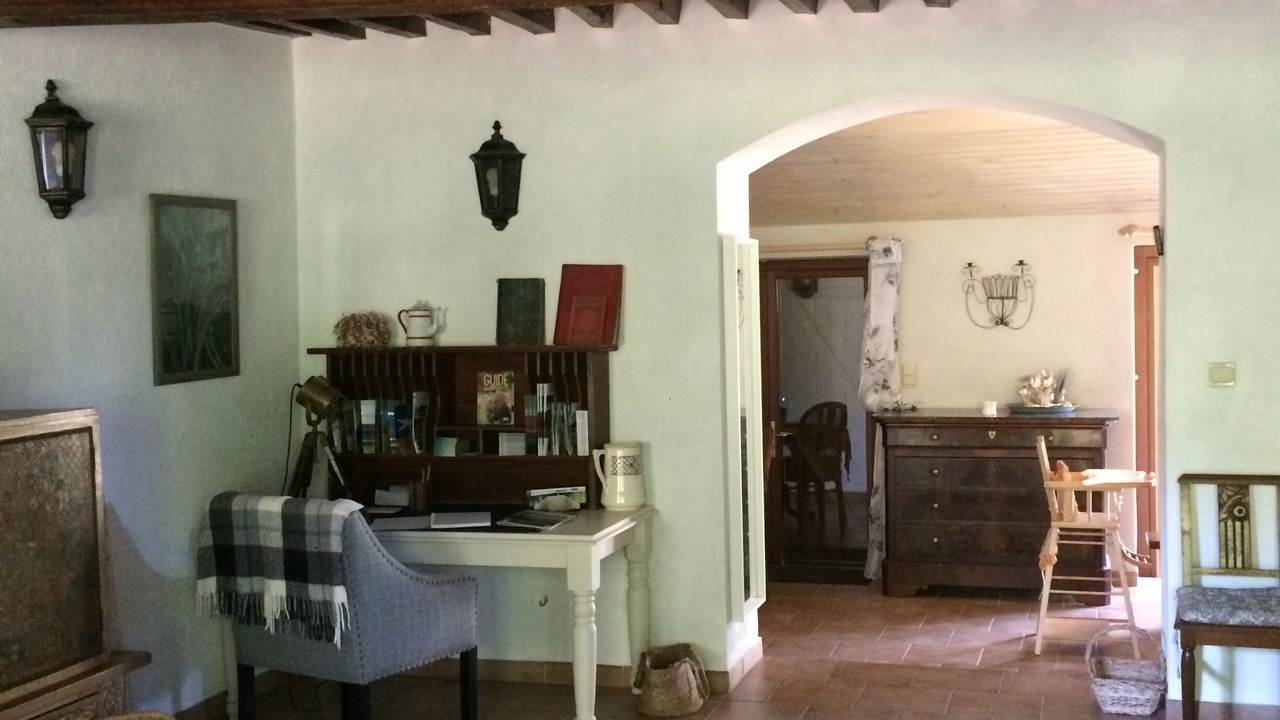 Photo of Others in Bard-le-Regulier