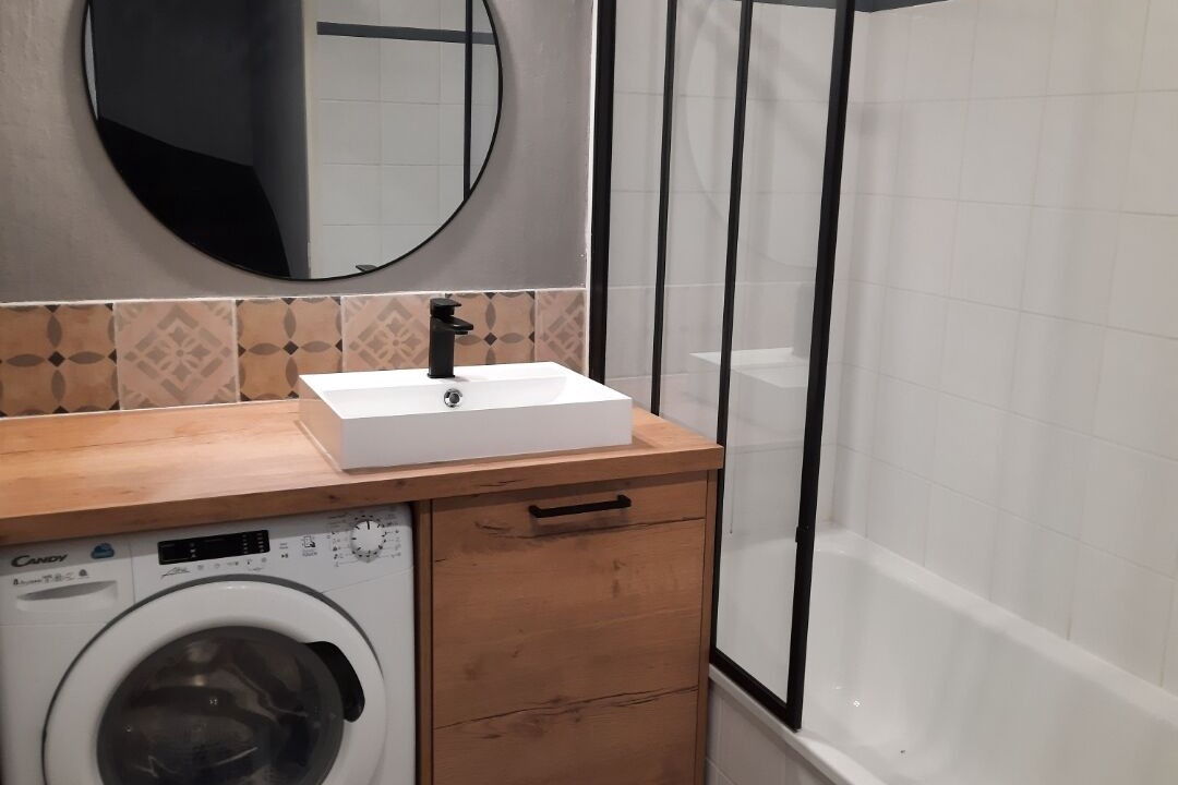 Photo of Bathroom in Nyons