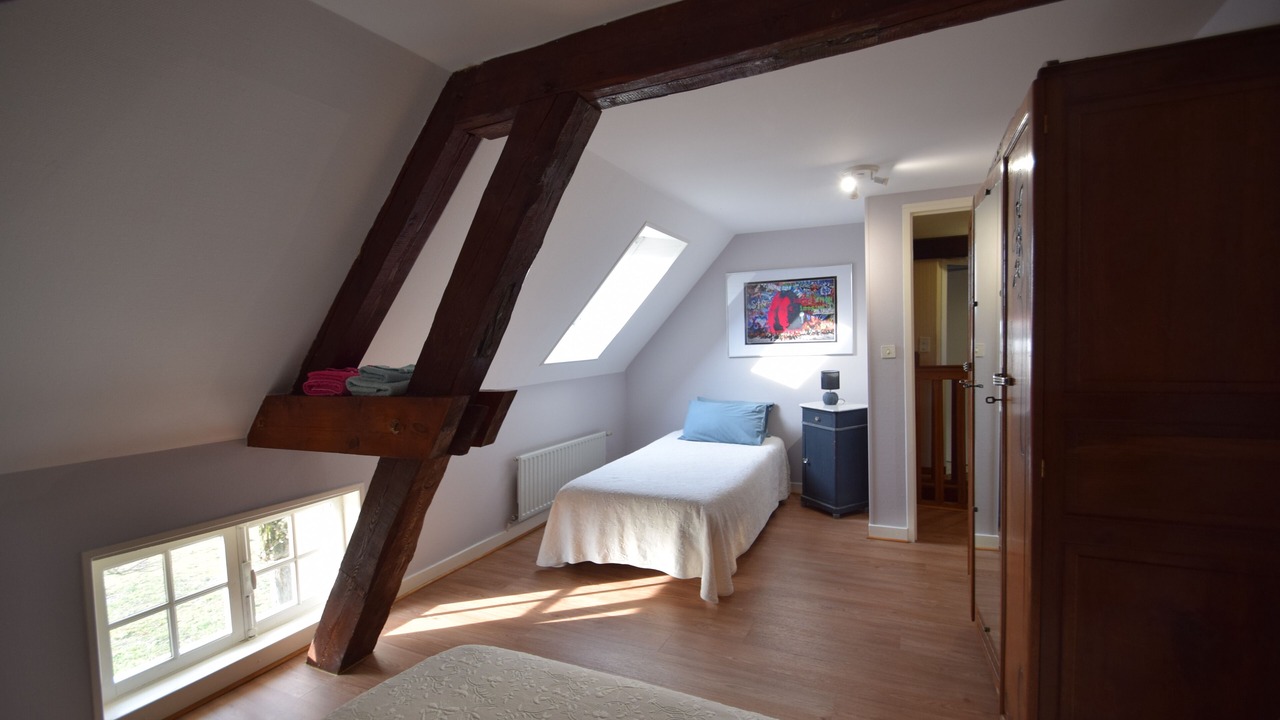 Photo of Bedroom in Lays-sur-le-Doubs