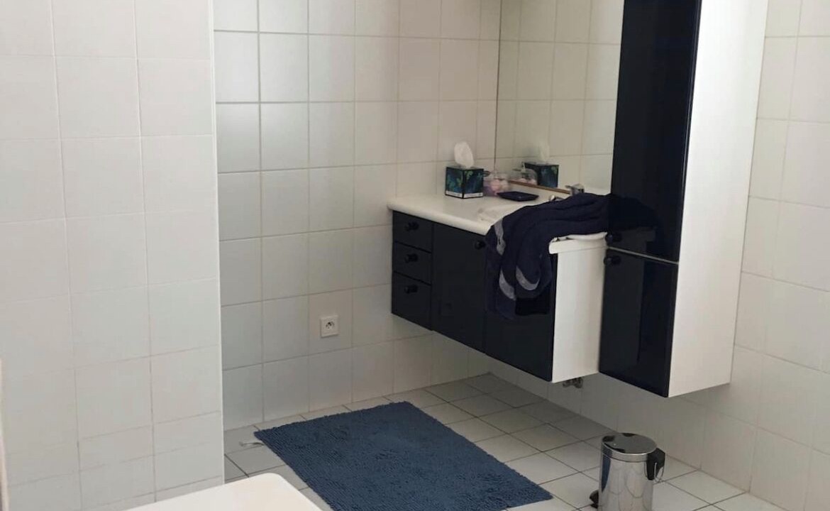 Photo of Bathroom in Varennes-sous-Dun