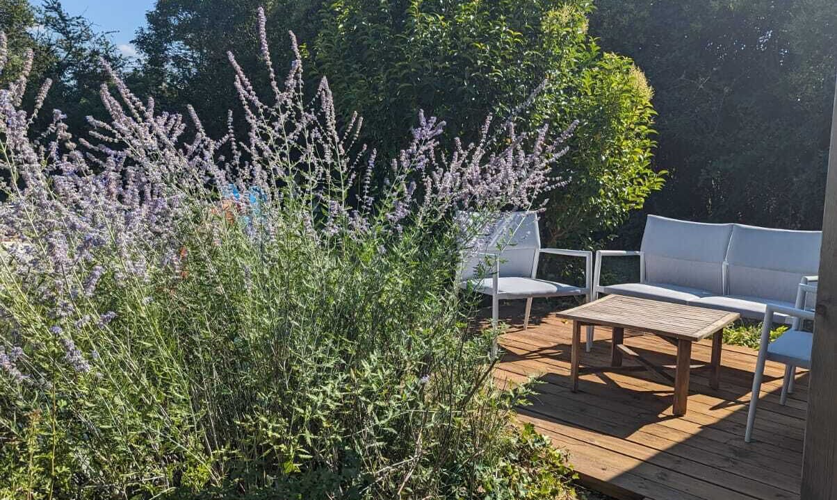 Photo of Patio Balcony in L'Isle-sur-la-Sorgue