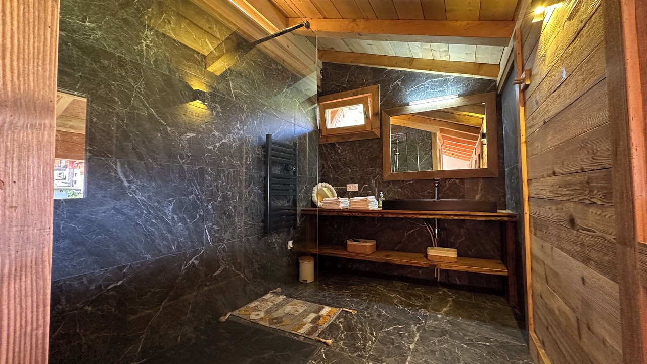 Photo of Bathroom in Combloux