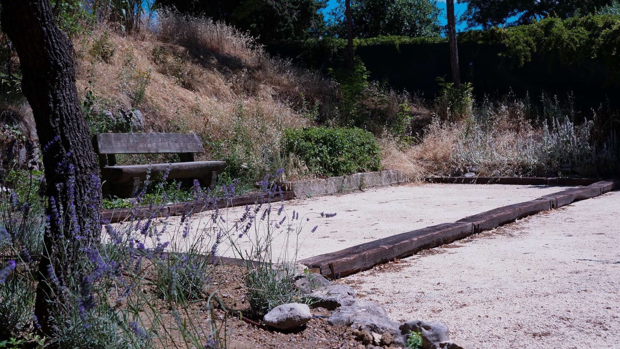Photo of Outdoor in La Penne-sur-l'Ouveze