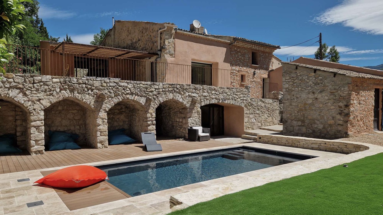 Photo of Outdoor in La Penne-sur-l'Ouveze