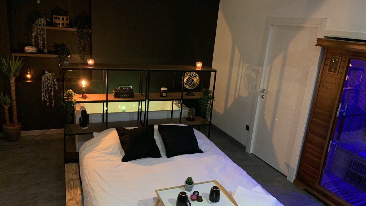 Photo of Bedroom in Paroisse Notre-Dame
