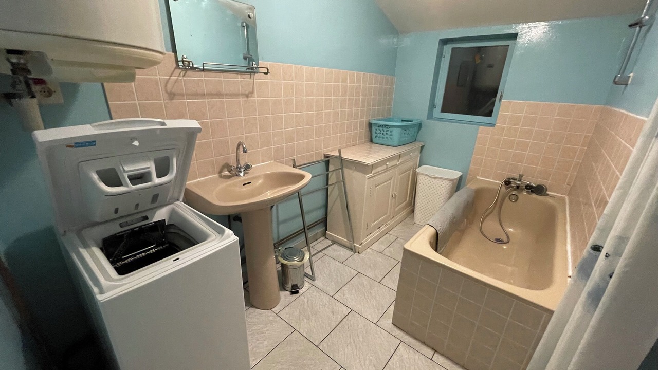 Photo of Bathroom in Sommant