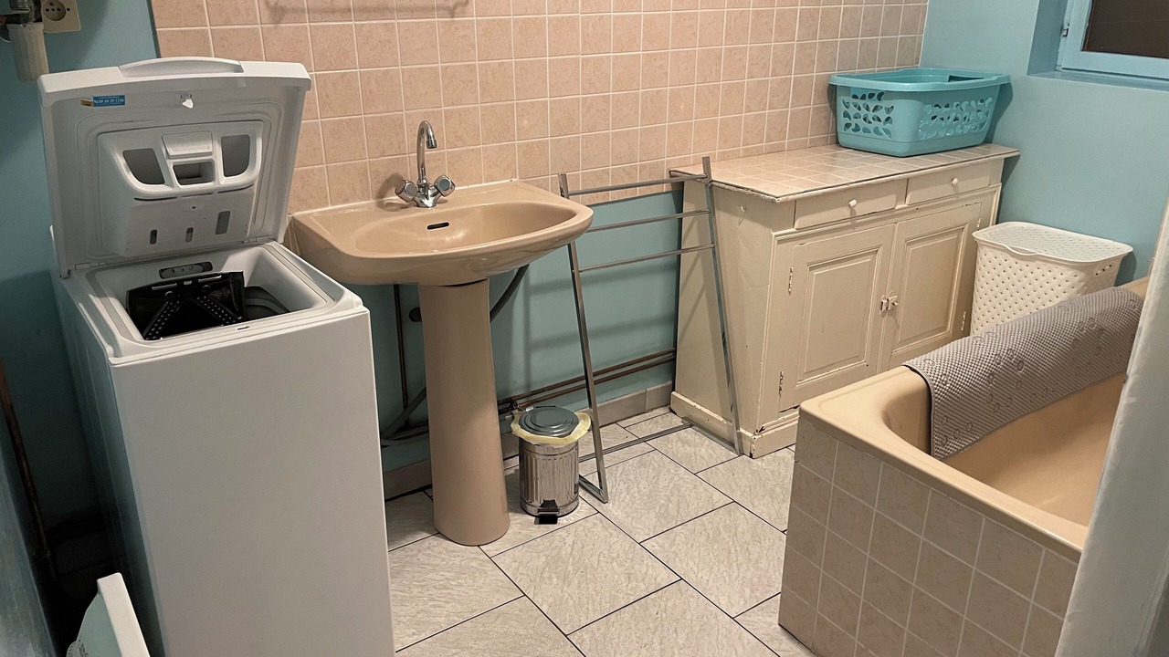 Photo of Bathroom in Sommant
