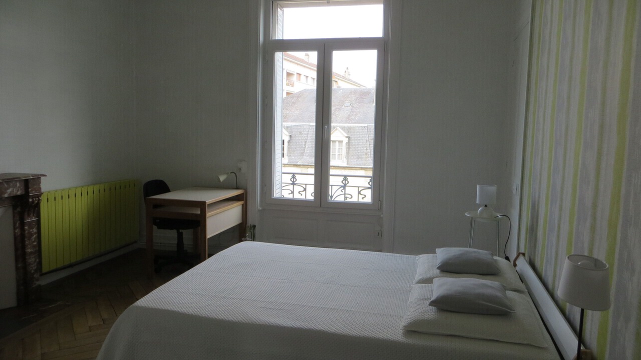 Photo of Bedroom in Lons-le-Saunier