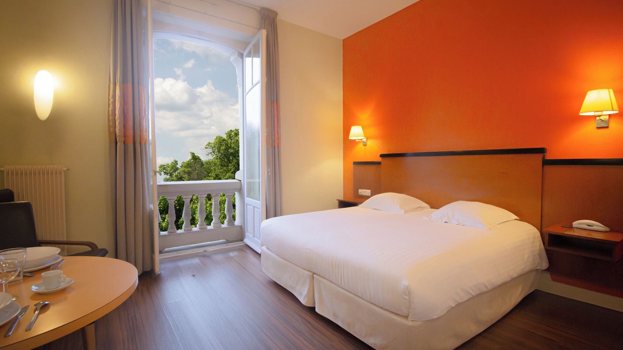 Photo of Bedroom in Luxeuil-les-Bains