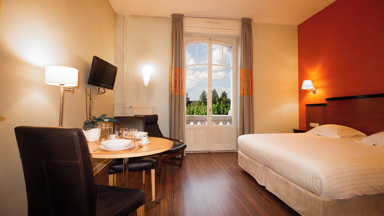Photo of Bedroom in Luxeuil-les-Bains