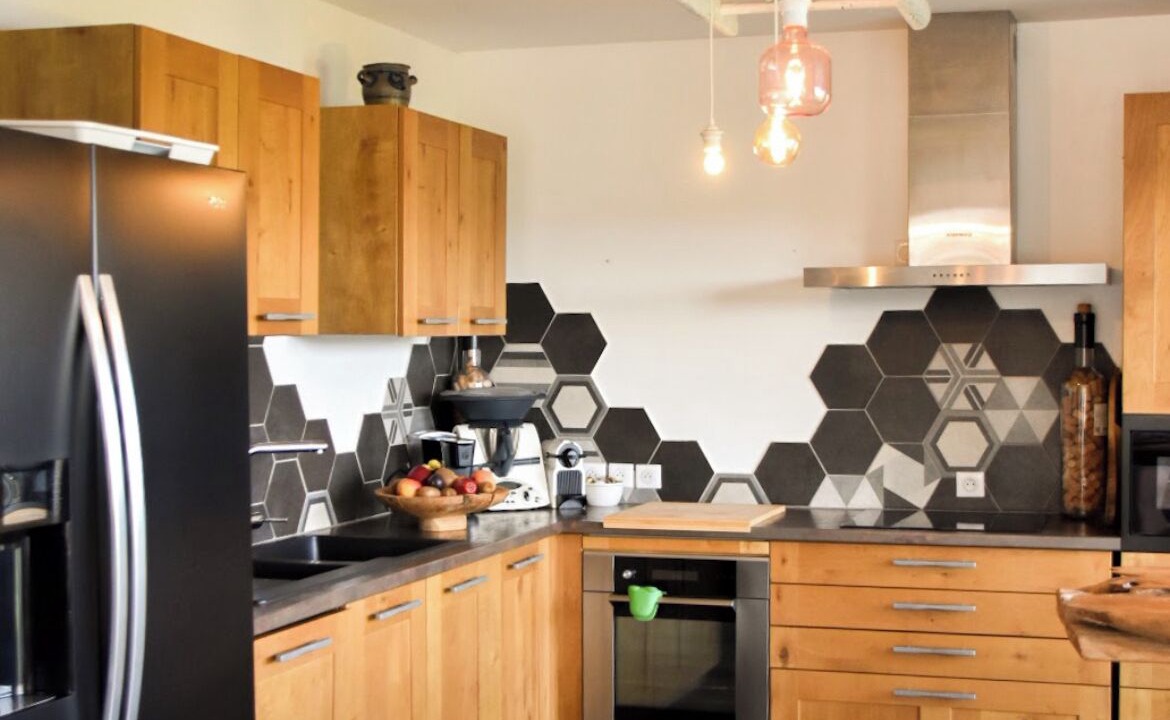 Photo of Kitchen in Maisod
