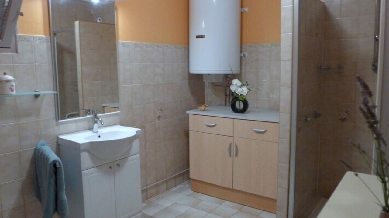 Photo of Bathroom in Chaumont-la-Ville