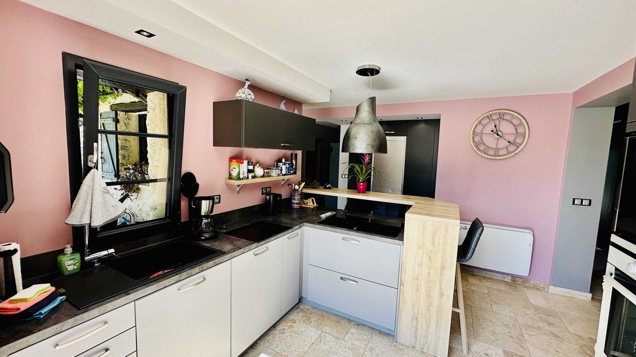Photo of Kitchen in Buis-les-Baronnies
