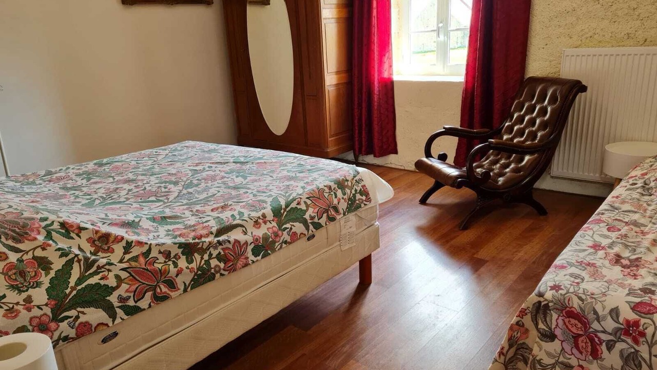 Photo of Bedroom in Nuars