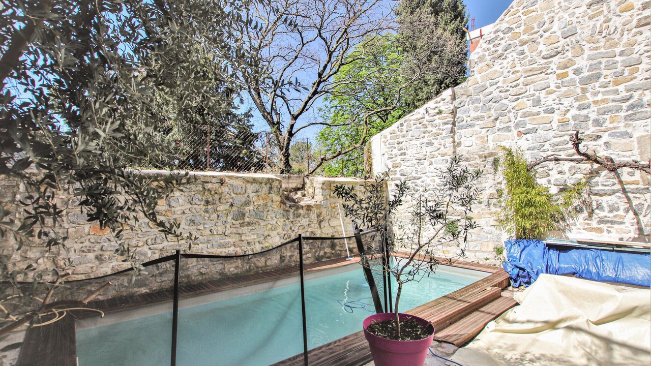 Photo of Outdoor in Villeneuve-de-Berg