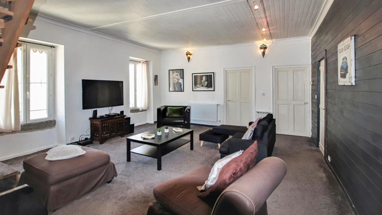 Photo of Bedroom in Villeneuve-de-Berg
