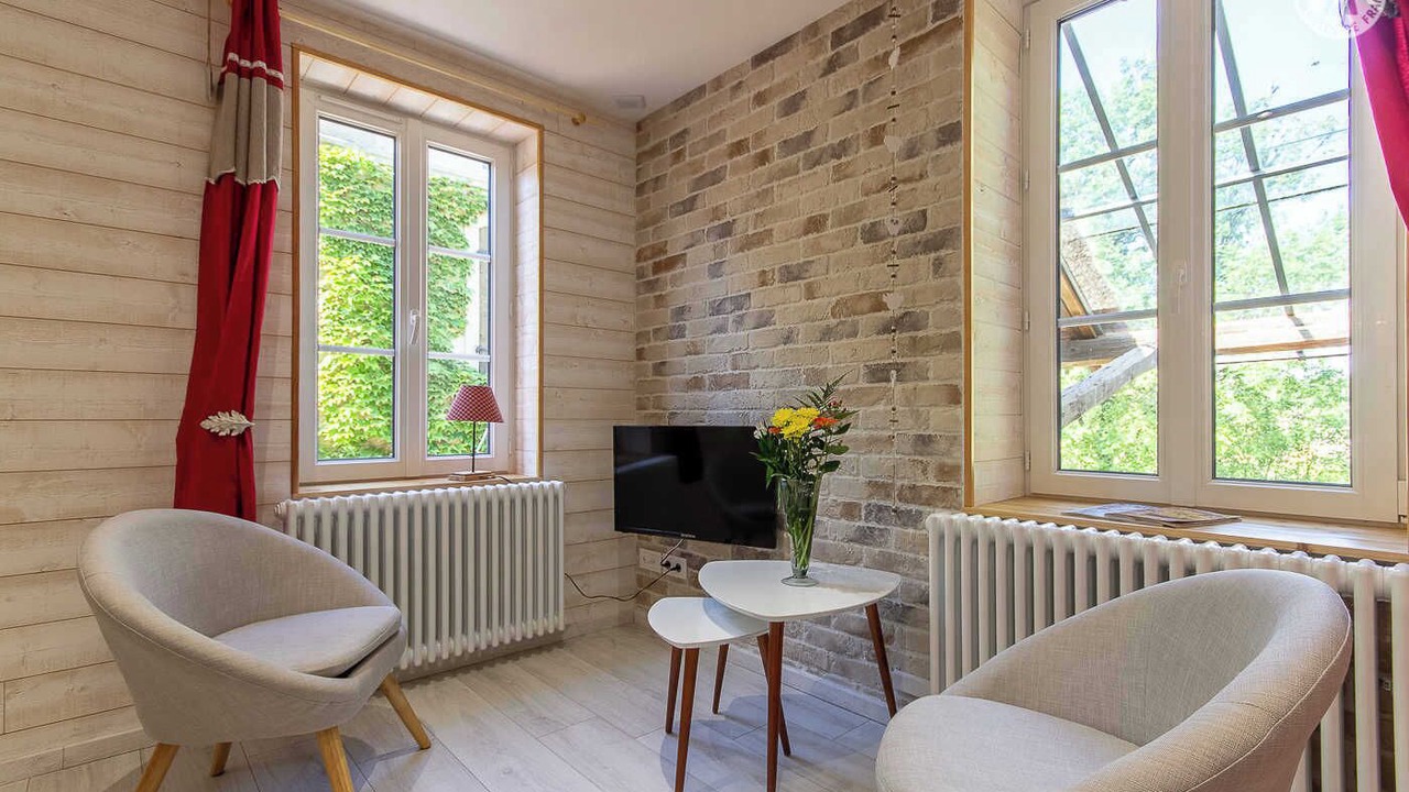 Photo of Livingroom in Saint-Bonnet-en-Bresse