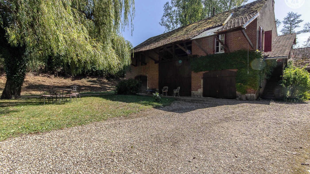 Photo of Outdoor in Saint-Bonnet-en-Bresse