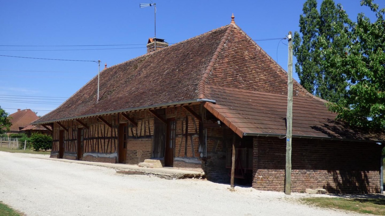 Photo of Outdoor in Saint Usuge