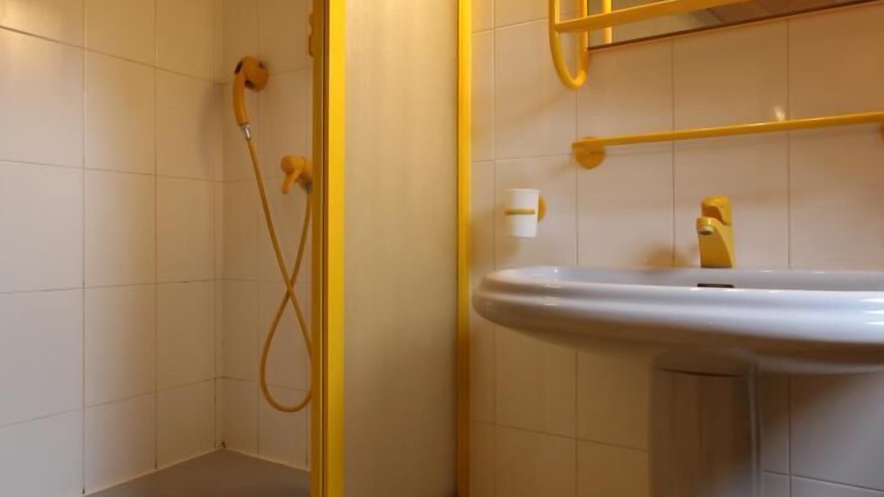 Photo of Bathroom in Saint-Vallier