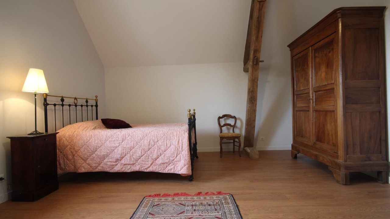 Photo of Bedroom in Vendenesse-les-Charolles