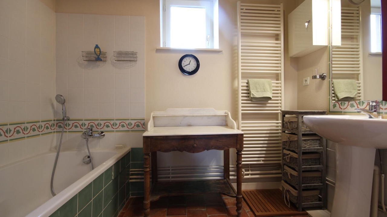 Photo of Bathroom in Changy