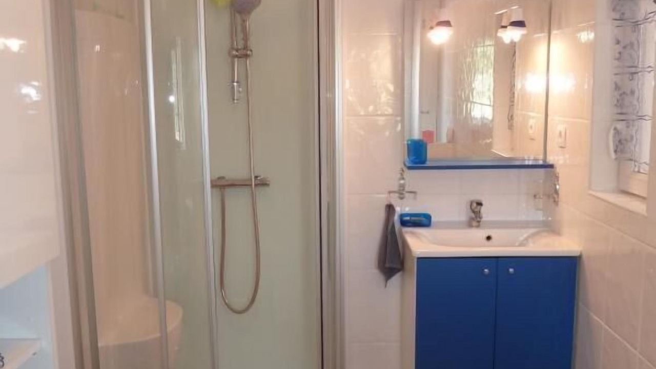 Photo of Bathroom in Ciry-le-Noble