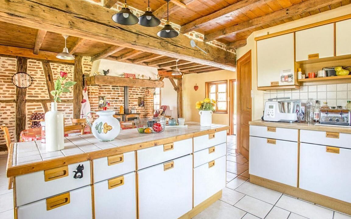 Photo of Kitchen in Saint-Martin-en-Bresse