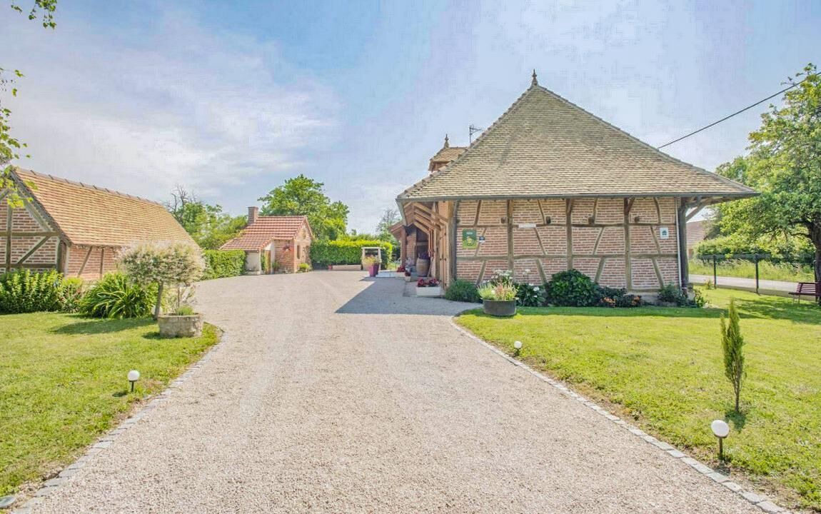 Photo of Outdoor in Saint-Martin-en-Bresse