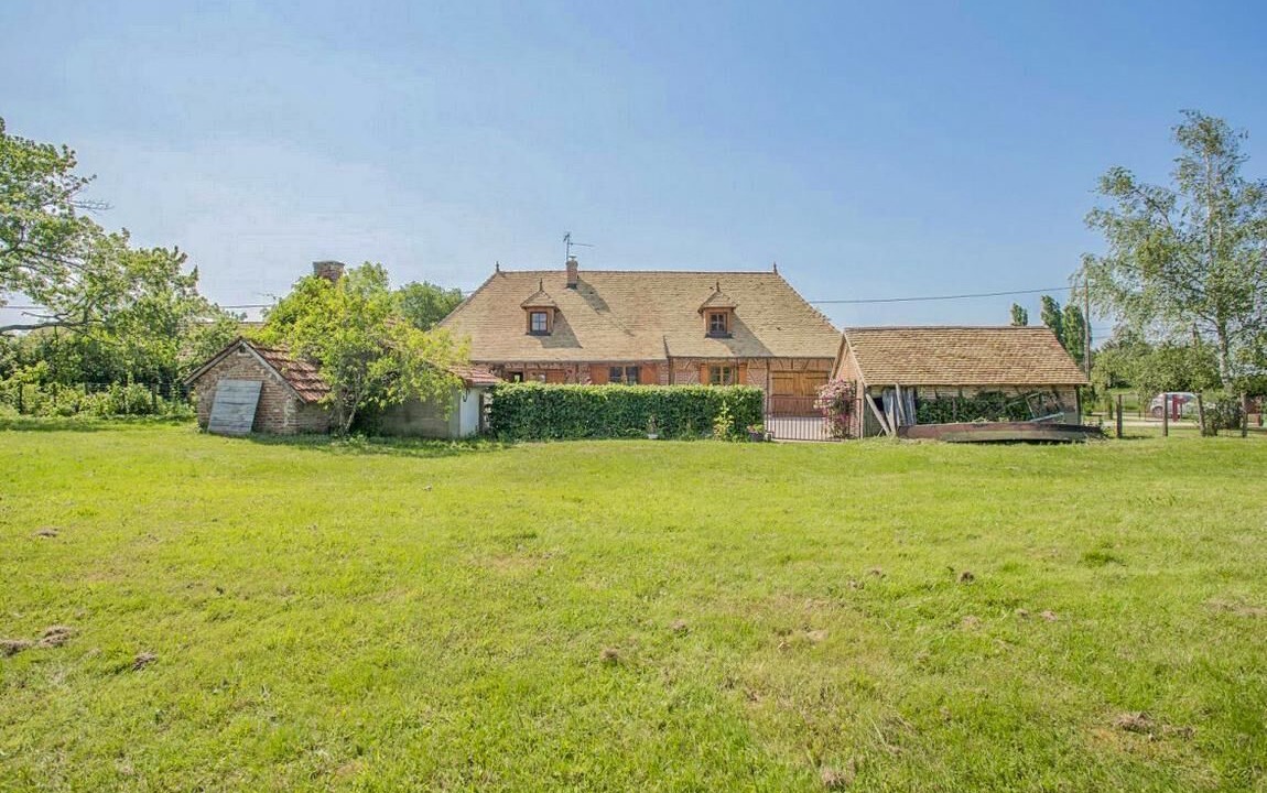 Photo of Outdoor in Saint-Martin-en-Bresse