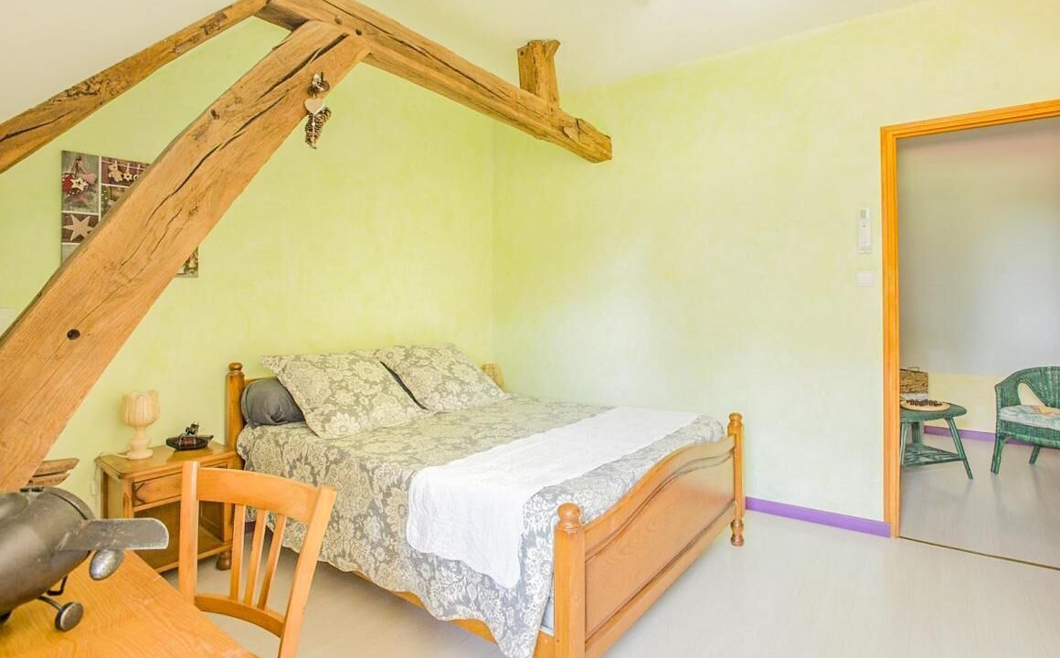 Photo of Bedroom in Saint-Martin-en-Bresse