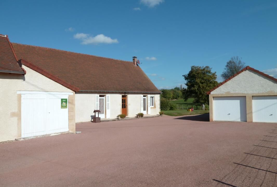 Photo of Outdoor in Saint-Leger-les-Paray