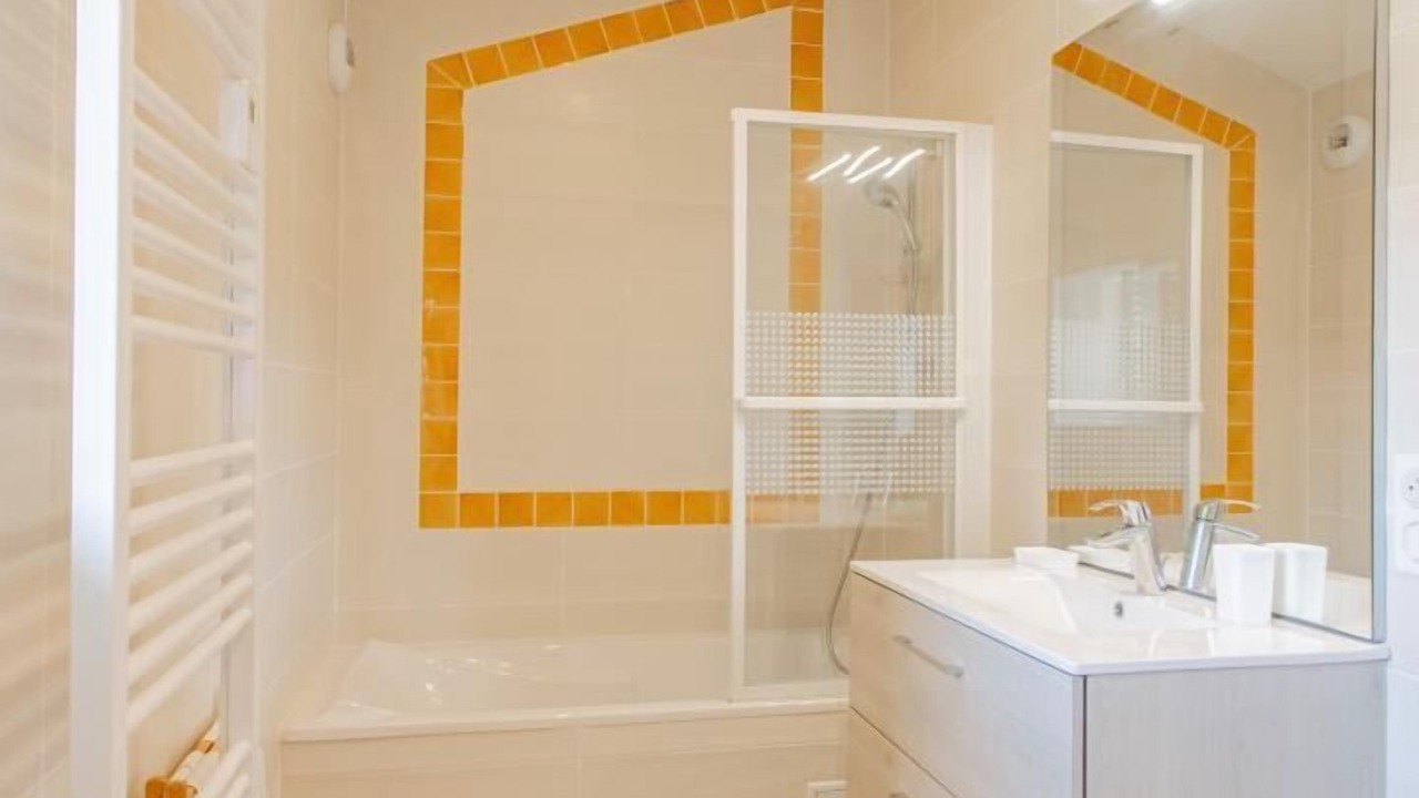 Photo of Bathroom in Montagny-sur-Grosne