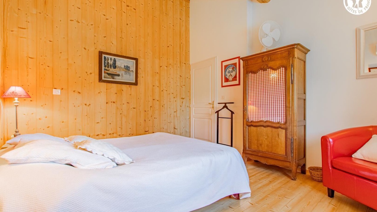 Photo of Bedroom in Montagny-sur-Grosne