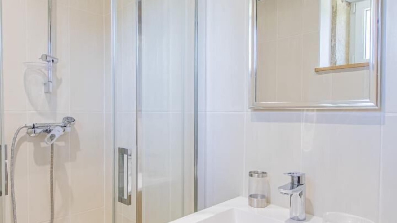 Photo of Bathroom in Montagny-sur-Grosne