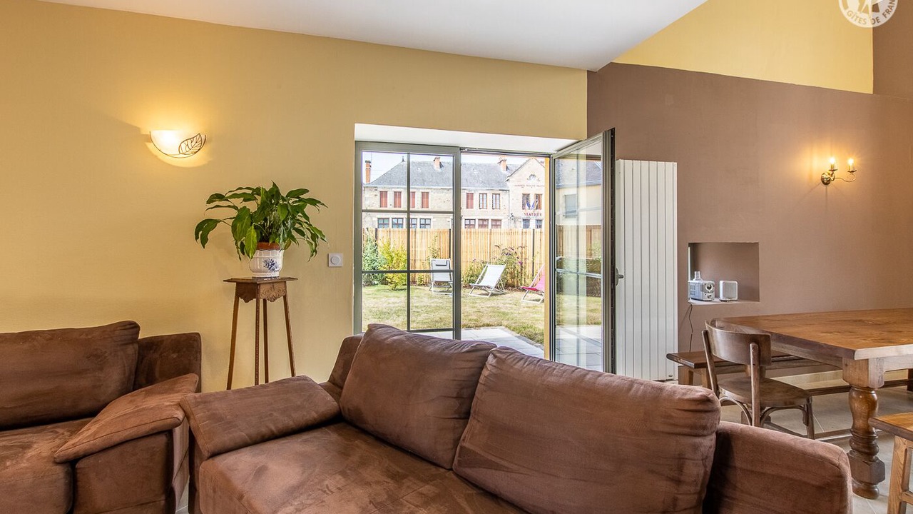Photo of Livingroom in Dracy-Saint-Loup