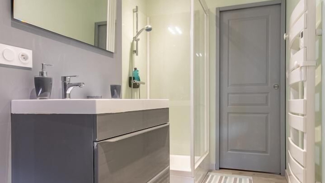 Photo of Bathroom in Dracy-Saint-Loup