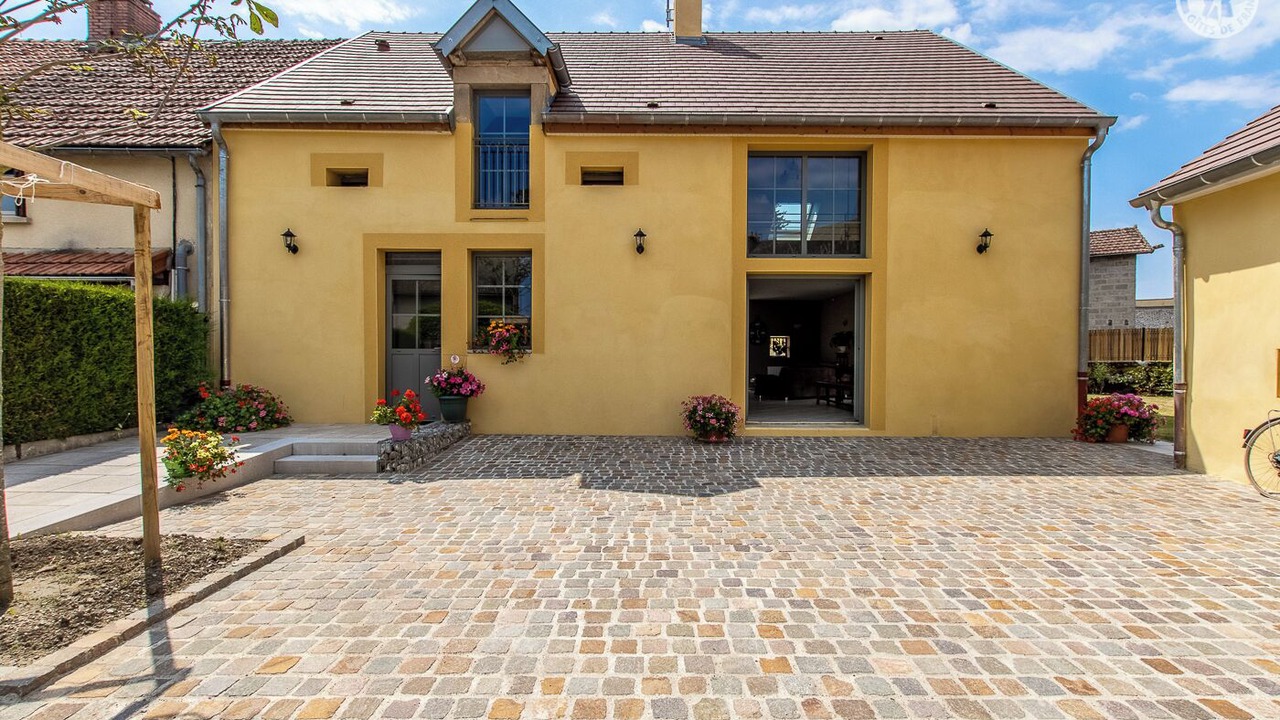 Photo of Outdoor in Dracy-Saint-Loup