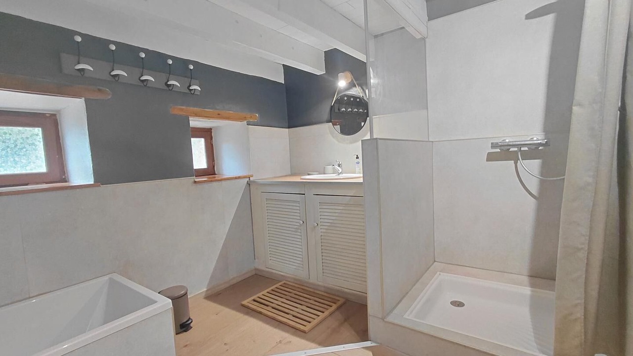 Photo of Bathroom in Chatenay